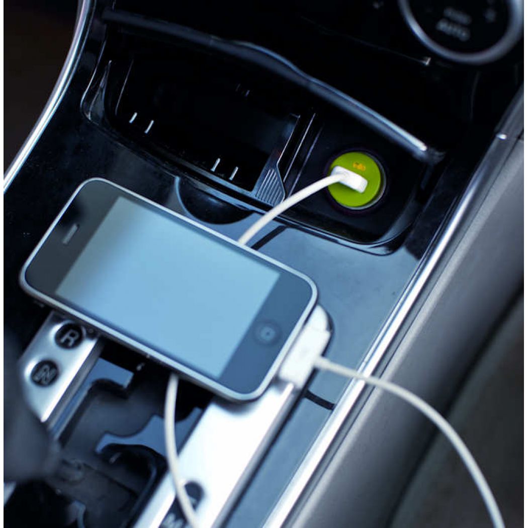 Levering plaats ik draag kleding Mobiel gsm usb oplader voor in auto Lime- XD Modo - product code- P300437